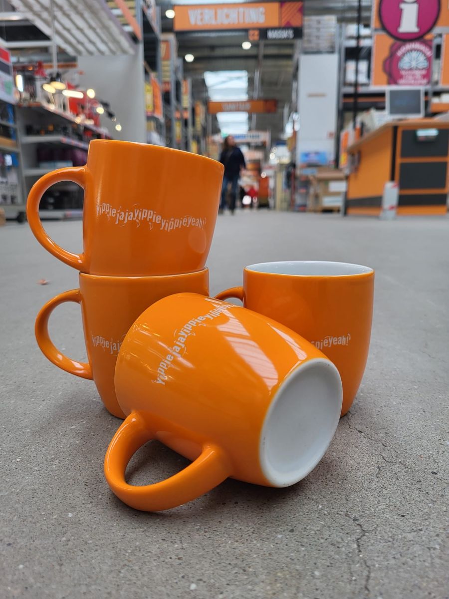Kaffeebecher gravieren
